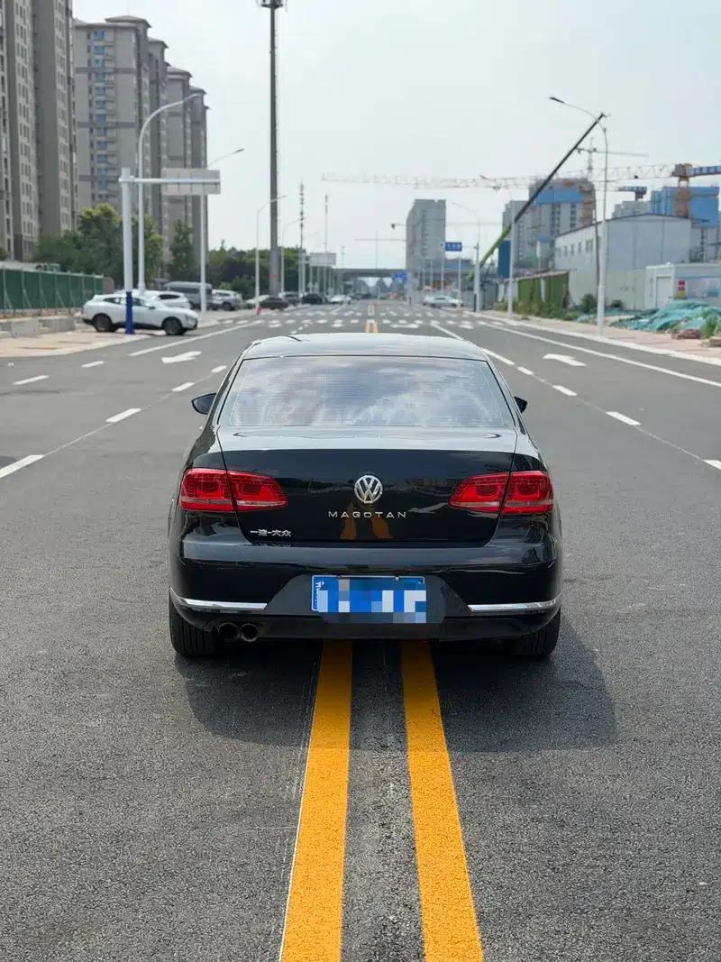 2012 Volkswagen Passat 1.4TSI Luxury — миниатюра 5