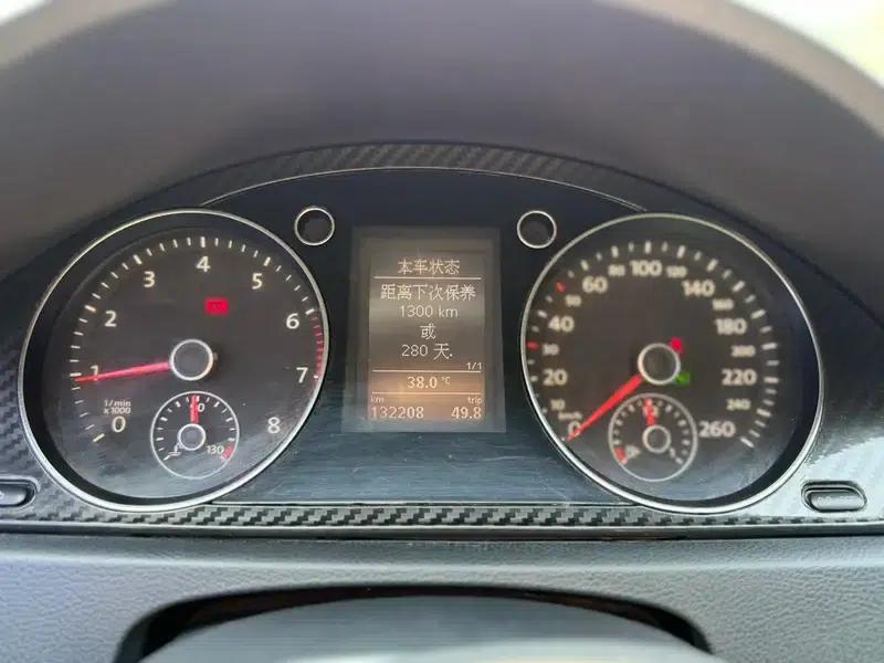 2012 Volkswagen Passat 1.4TSI Luxury — миниатюра 9
