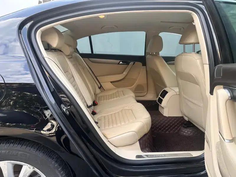 2013 Volkswagen Passat 1.8TSI Luxury — миниатюра 31
