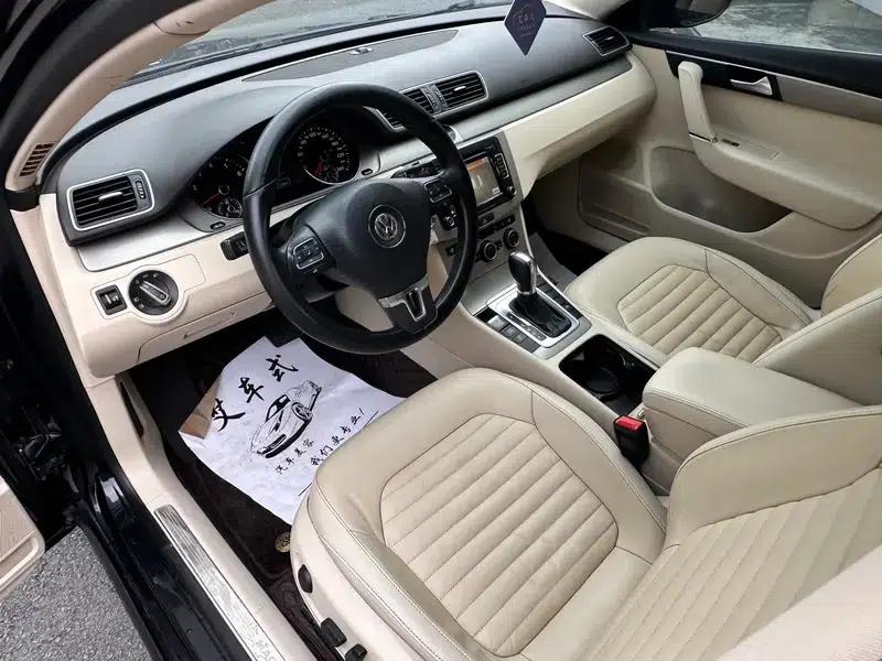 2013 Volkswagen Passat 1.8TSI Luxury — миниатюра 34