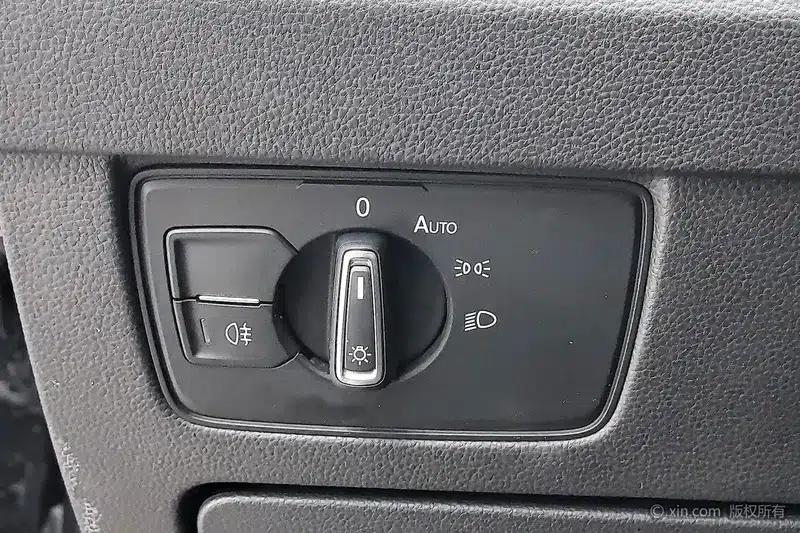 2022 Volkswagen Magotan PHEV Luxury Edition — миниатюра 15