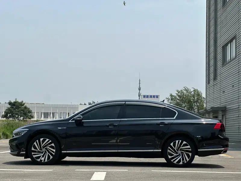 Volkswagen Magotan PHEV 2020 Premium Edition — миниатюра 4