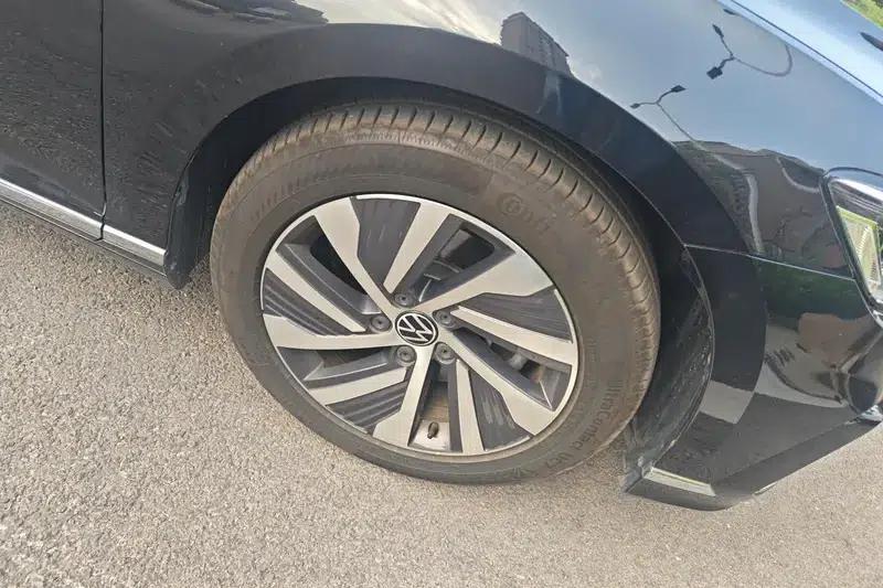 2020 Volkswagen Magotan PHEV Luxury Edition — миниатюра 6