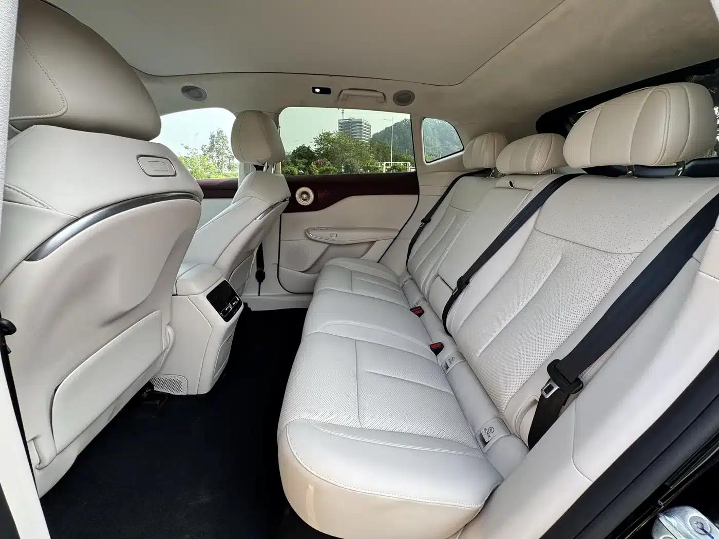 Voyah 2025 Four-Wheel Drive Qiankun Edition — миниатюра 14