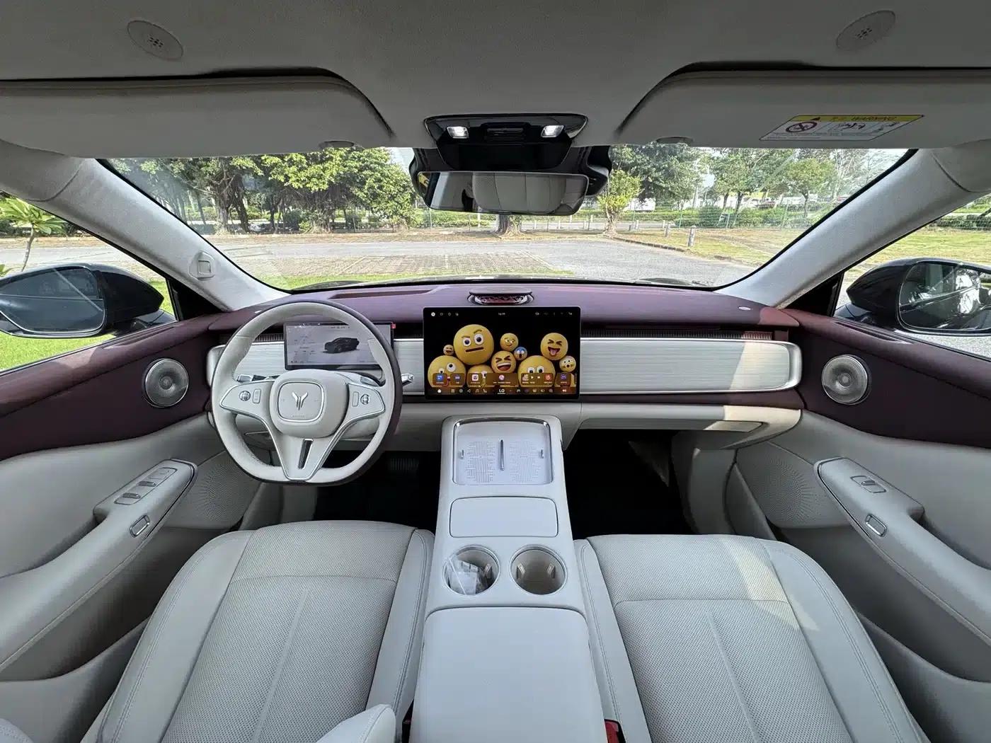 Voyah 2025 Four-Wheel Drive Qiankun Edition — миниатюра 15