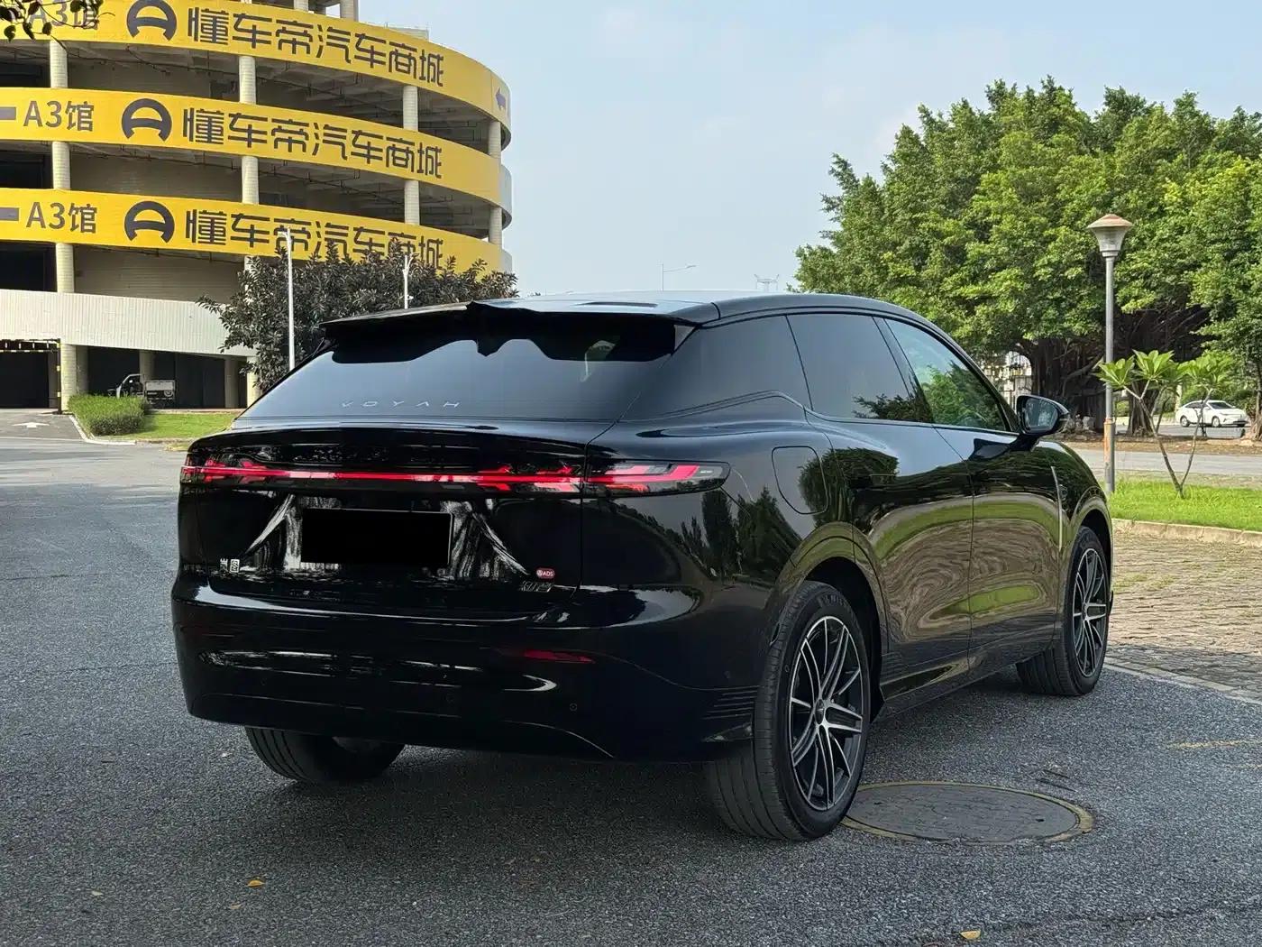 Voyah 2025 Four-Wheel Drive Qiankun Edition — миниатюра 4