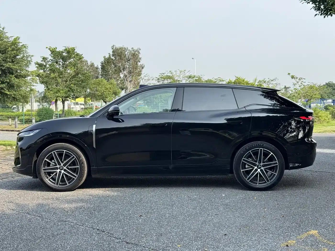 Voyah 2025 Four-Wheel Drive Qiankun Edition — миниатюра 7