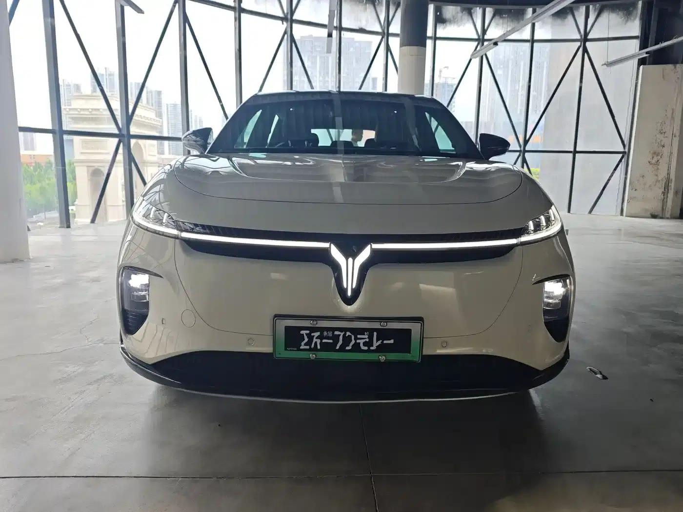 Voyah 2024 Long Range Supercharging Edition — миниатюра 2