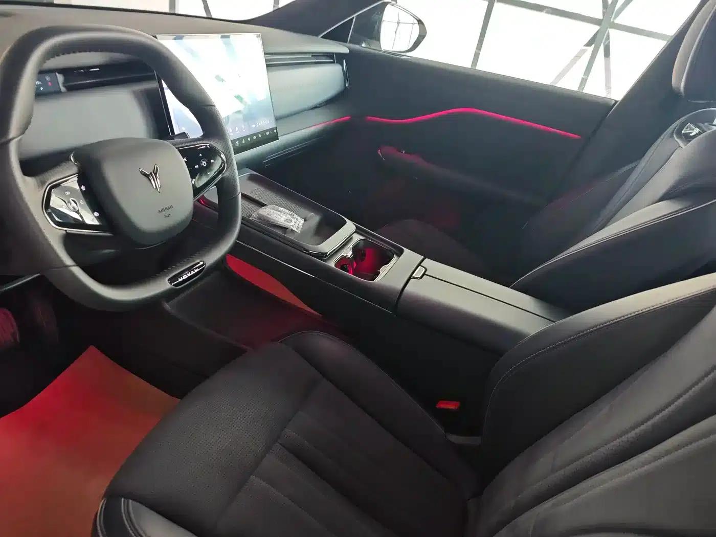 Voyah 2024 Long Range Supercharging Edition — миниатюра 12