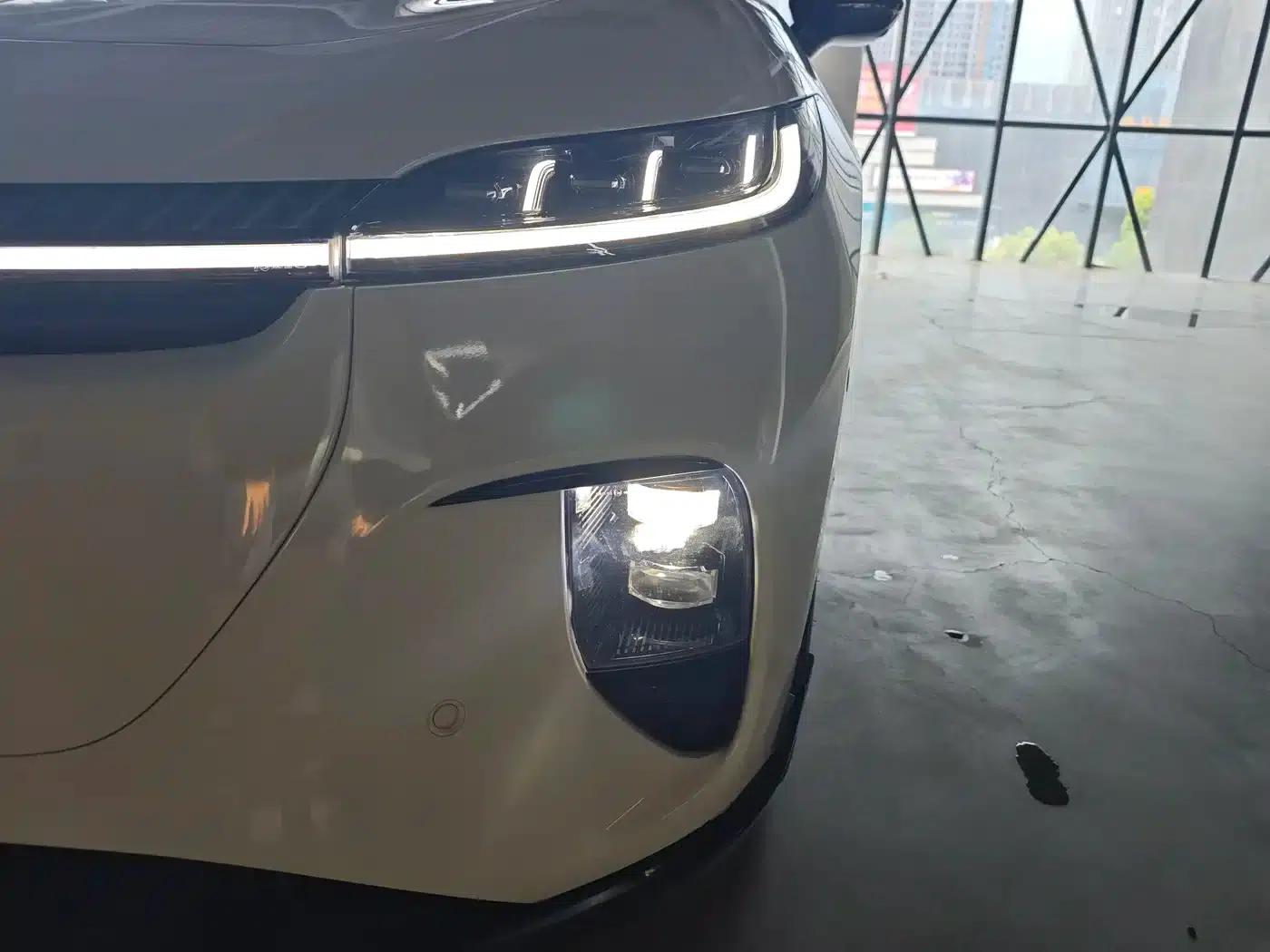 Voyah 2024 Long Range Supercharging Edition — миниатюра 13