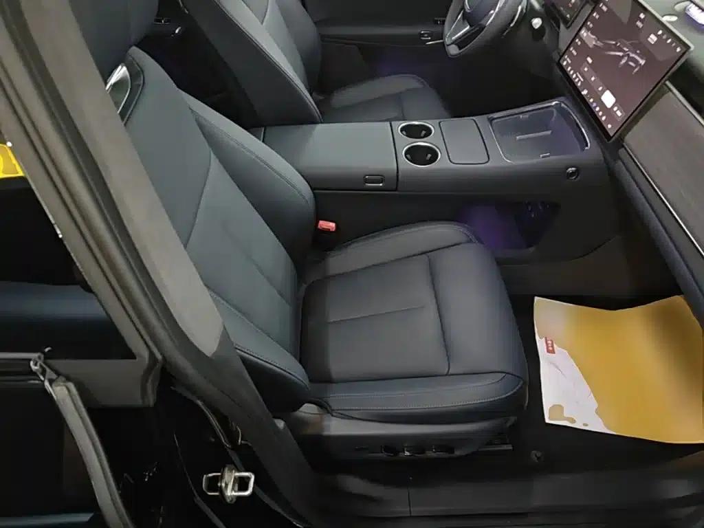 Voyah 2025 Four-Wheel Drive Qiankun Edition — миниатюра 25