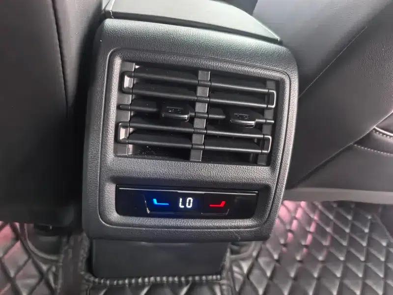 2023 Golf Facelift 280TSI DSG R-Line Lite — миниатюра 12