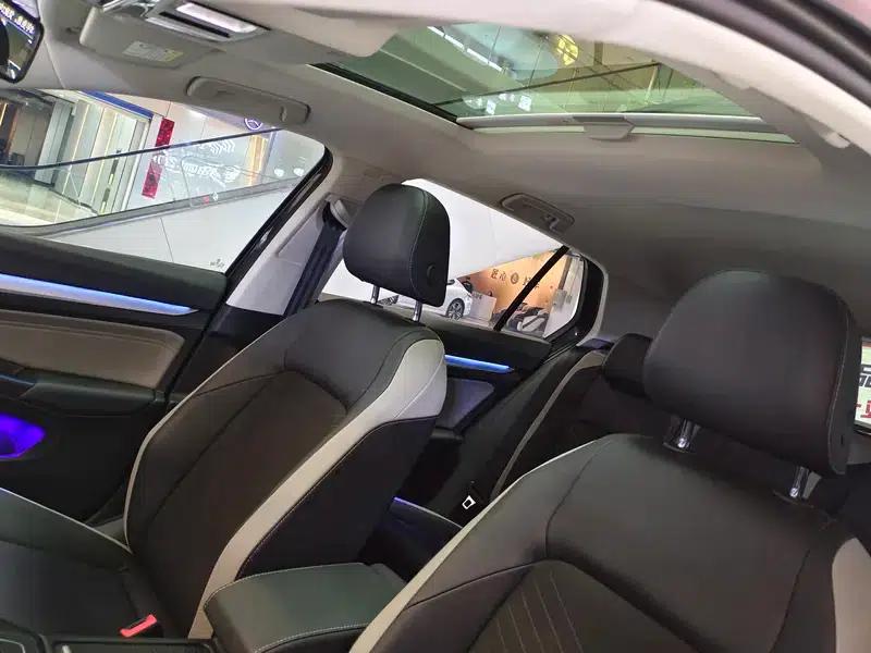 2023 Golf Facelift 280TSI DSG Pro — миниатюра 21