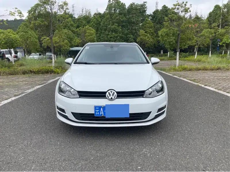 2016 Golf 230TSI Automatic Luxury — миниатюра 2