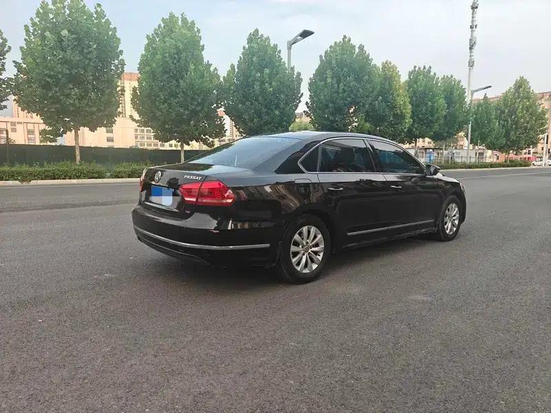 2014 Passat 1.8TSI DSG Premium Edition — миниатюра 5