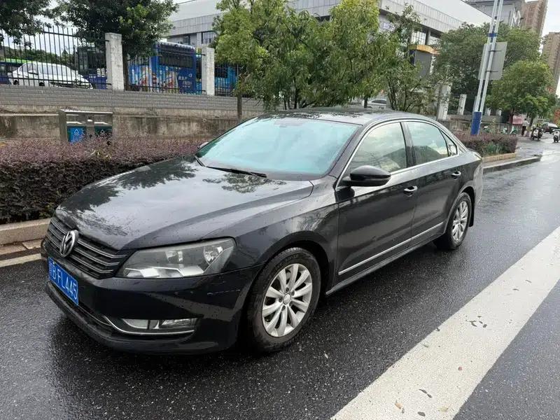 2011 Passat 1.8TSI DSG Premium Edition — миниатюра 1