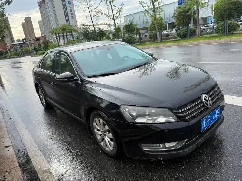 2011 Passat 1.8TSI DSG Premium Edition — миниатюра 3