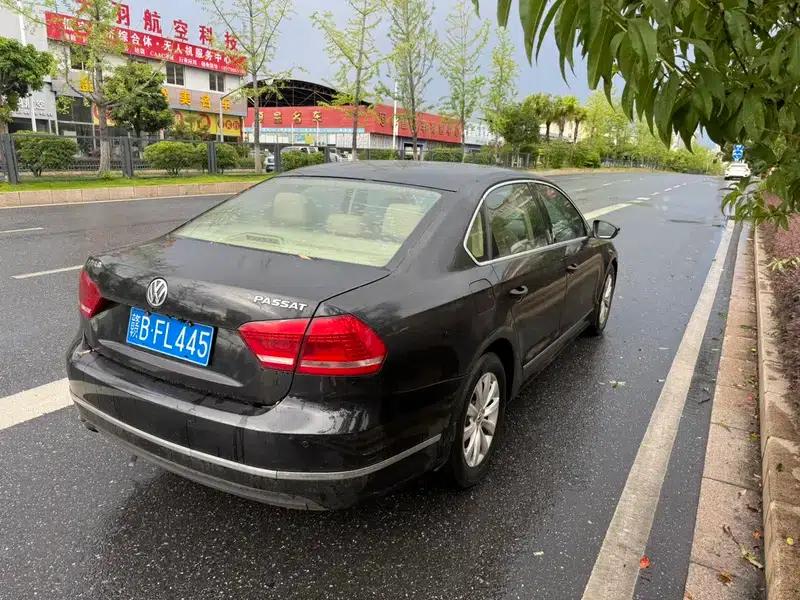 2011 Passat 1.8TSI DSG Premium Edition — миниатюра 6