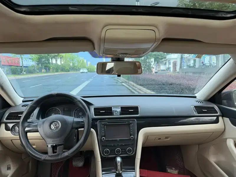 2011 Passat 1.8TSI DSG Premium Edition — миниатюра 8