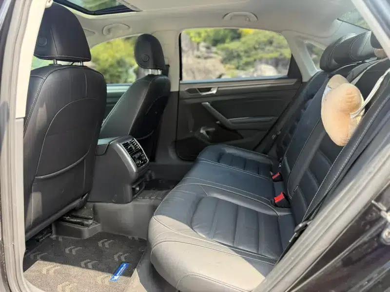 2017 Passat 330TSI DSG Premium Edition — миниатюра 12