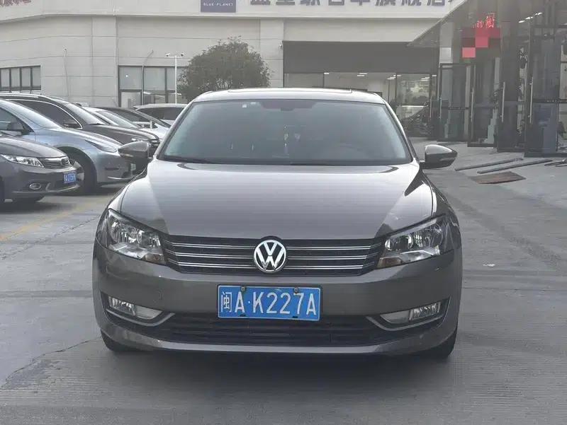 2015 Passat 1.8TSI DSG Premium Edition — миниатюра 2