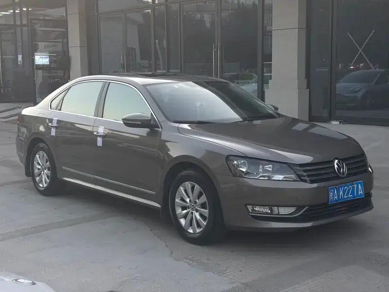 2015 Passat 1.8TSI DSG Premium Edition — миниатюра 3