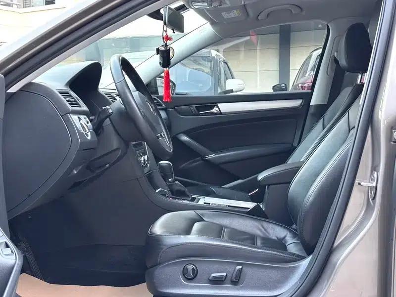2015 Passat 1.8TSI DSG Premium Edition — миниатюра 8