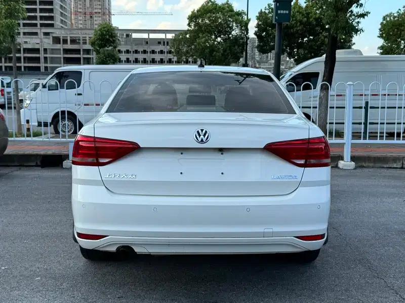 2017 Volkswagen Lavida 1.6L Automatic Fashion Edition — миниатюра 5