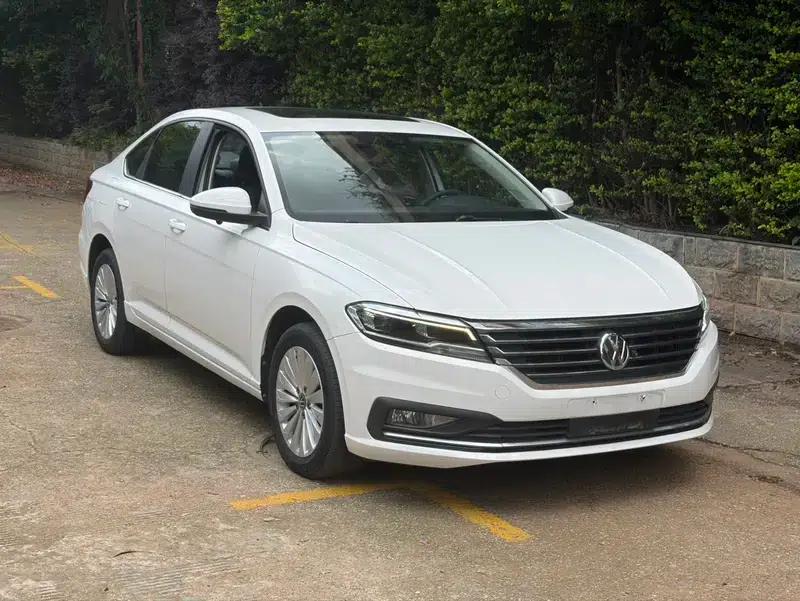 2021 Volkswagen Lavida 280TSI DSG Comfort Edition — миниатюра 3
