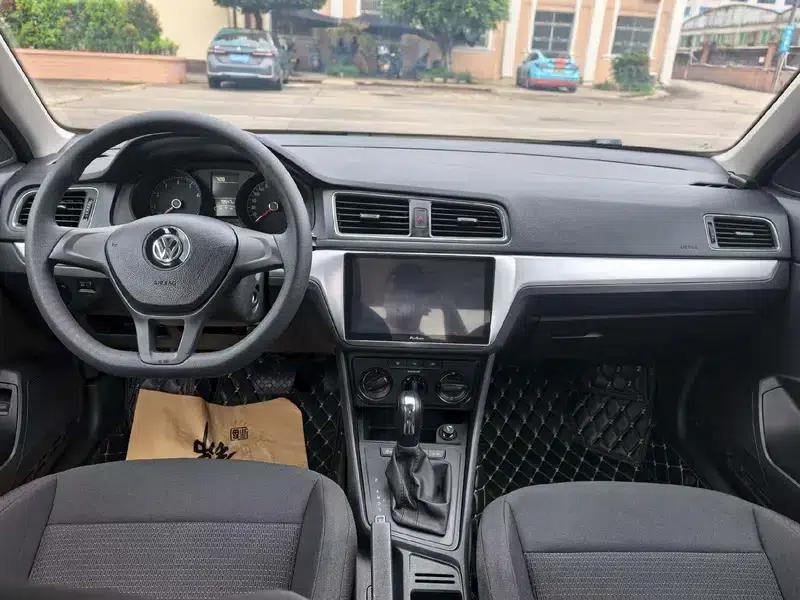 2015 Volkswagen Lavida 1.6L Automatic Fashion Edition — миниатюра 7