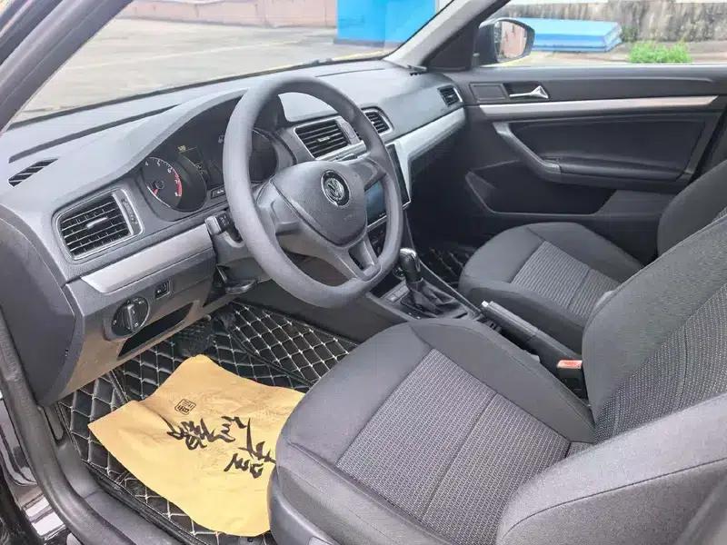2015 Volkswagen Lavida 1.6L Automatic Fashion Edition — миниатюра 8