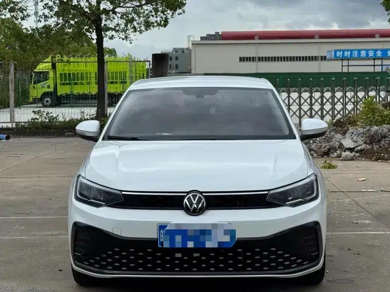 2023 Volkswagen Lavida New Elite 1.5L Automatic New Elite Edition — миниатюра 2