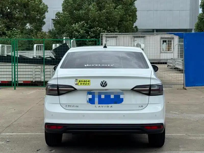 2023 Volkswagen Lavida New Elite 1.5L Automatic New Elite Edition — миниатюра 6
