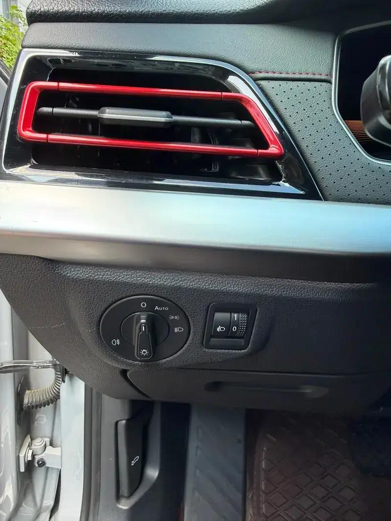 2023 Volkswagen Lavida 280TSI DSG Starry Sky Edition — миниатюра 11