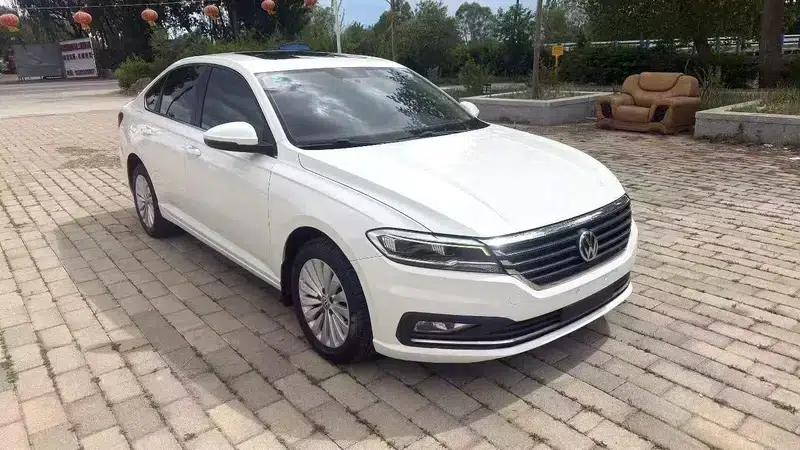 2019 Volkswagen Lavida 1.5L Automatic Fashion Edition (National VI Emission Standard) — миниатюра 3