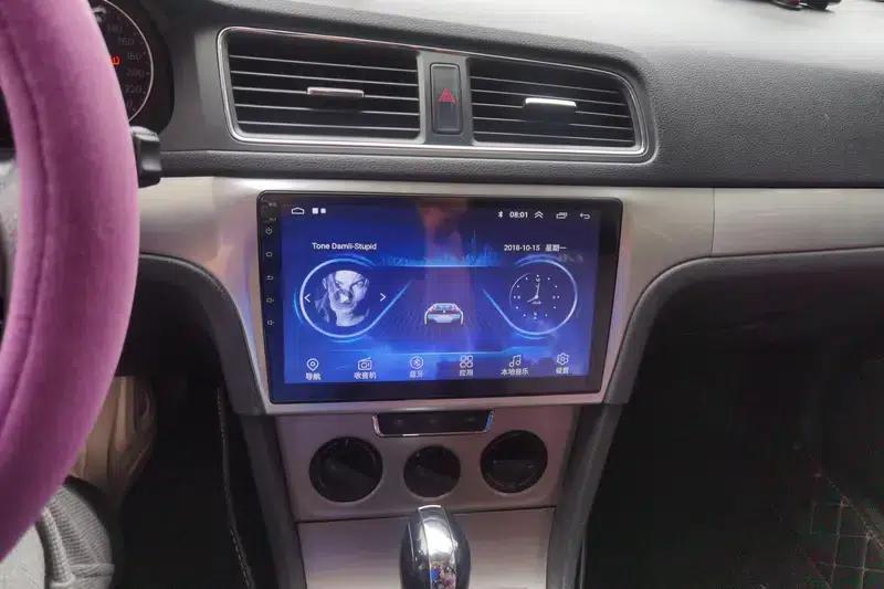 2013 Volkswagen Lavida Classic Facelift 1.6L Automatic Comfort Edition — миниатюра 13