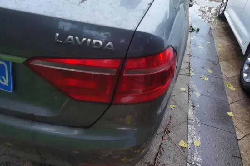 2013 Volkswagen Lavida Classic Facelift 1.6L Automatic Comfort Edition — миниатюра 8
