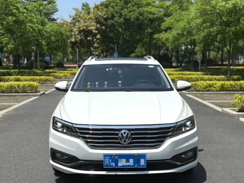 2019 Volkswagen Lavida Hatchback 280TSI DSG Comfort Edition (China VI Emission Standard) — миниатюра 2