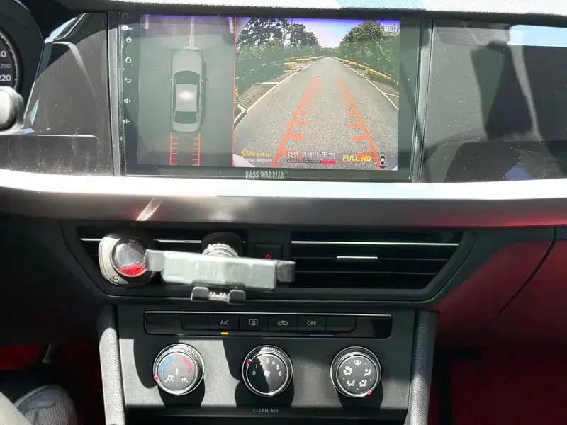 2019 Volkswagen Lavida Hatchback 280TSI DSG Comfort Edition (China VI Emission Standard) — миниатюра 7
