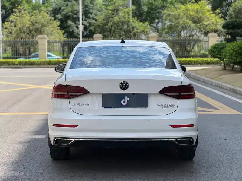 2021 Volkswagen Lavida 280TSI DSG Comfort Edition — миниатюра 5