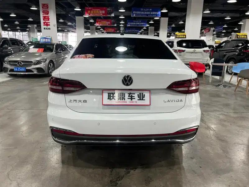 2024 Volkswagen Lavida 1.5L Automatic Full Comfort Edition — миниатюра 5