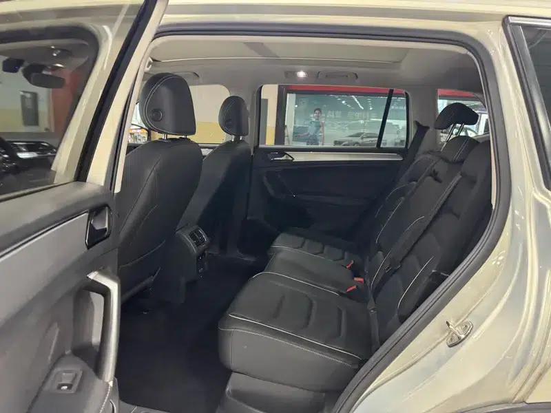Tiguan L 2017 330TSI Automatic 2WD Flagship Edition — миниатюра 20