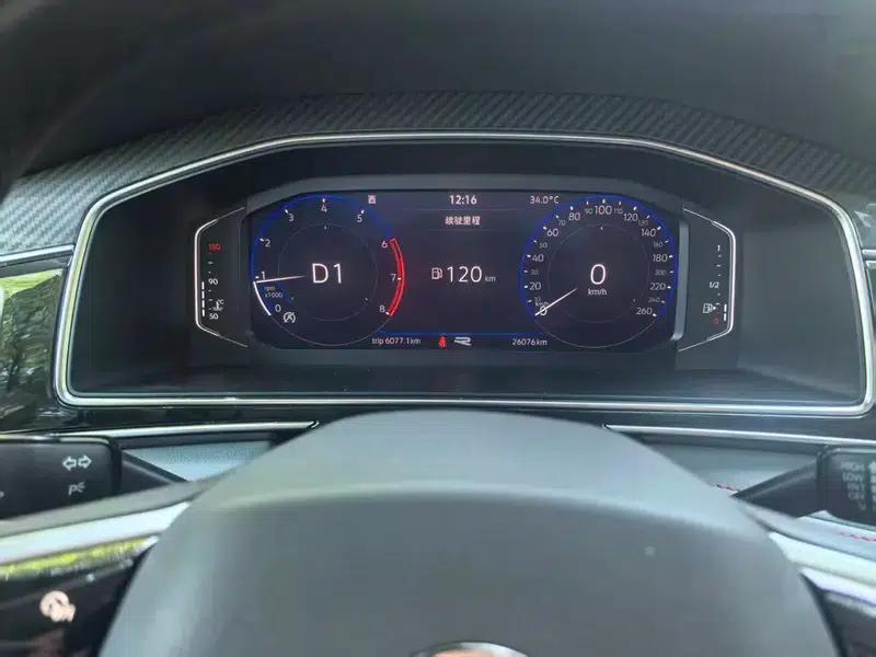 Tiguan L 2022 330TSI Automatic 2WD R-Line Flagship Edition — миниатюра 6