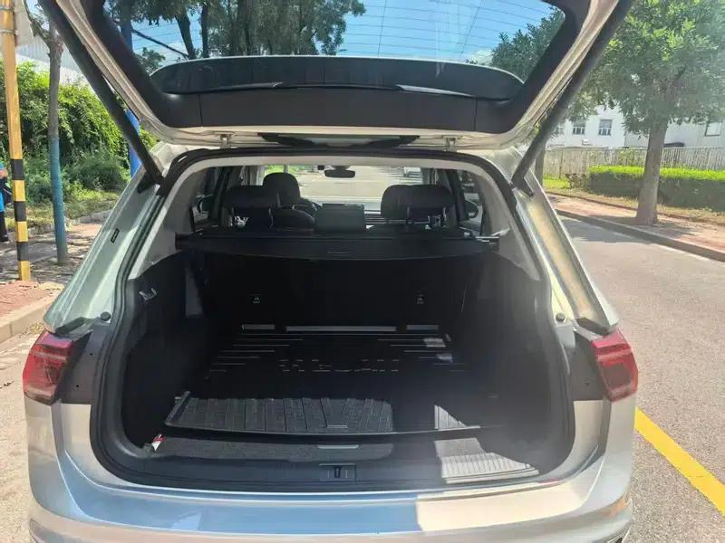 Tiguan L 2022 330TSI Automatic 2WD R-Line Flagship Edition — миниатюра 9