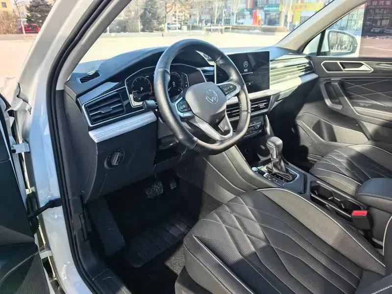 Tiguan L 2023 300TSI 2WD Smart Edition — миниатюра 8