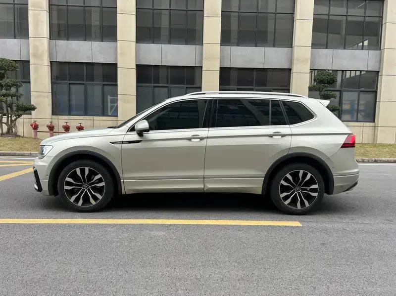 Tiguan L 2021 330TSI Automatic 2WD R-Line Premium Edition — миниатюра 4