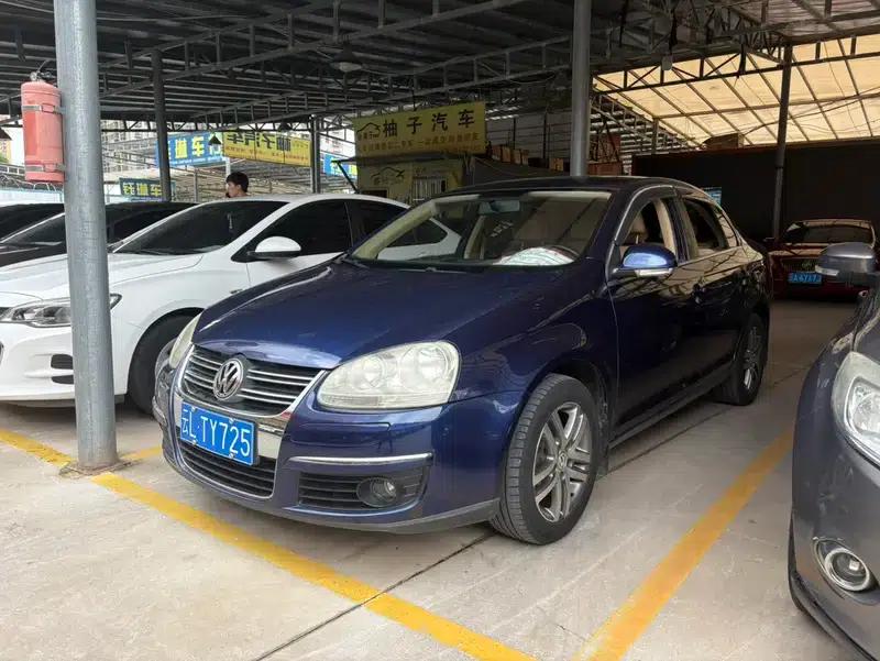 2009 Volkswagen Sagitar 1.6L Manual Comfort Model — миниатюра 1