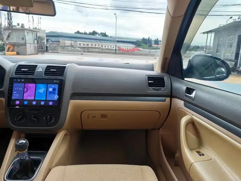 2009 Volkswagen Sagitar 1.6L Manual Comfort Model — миниатюра 13