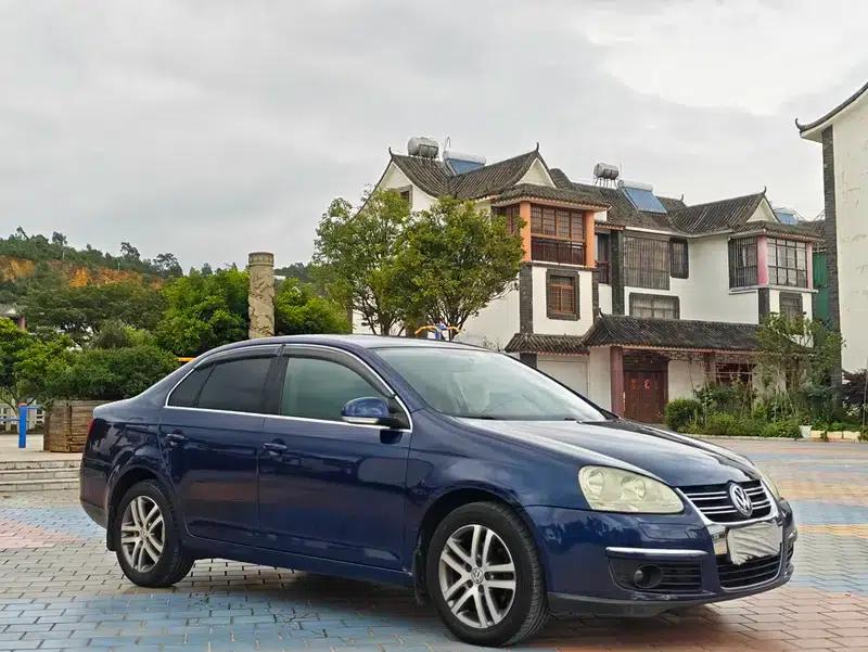 2009 Volkswagen Sagitar 1.6L Manual Comfort Model — миниатюра 3