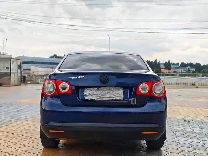 2009 Volkswagen Sagitar 1.6L Manual Comfort Model — миниатюра 6